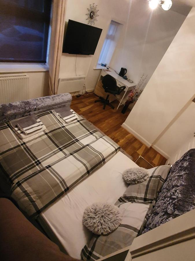 Petals Room 2 Leeds  Kültér fotó